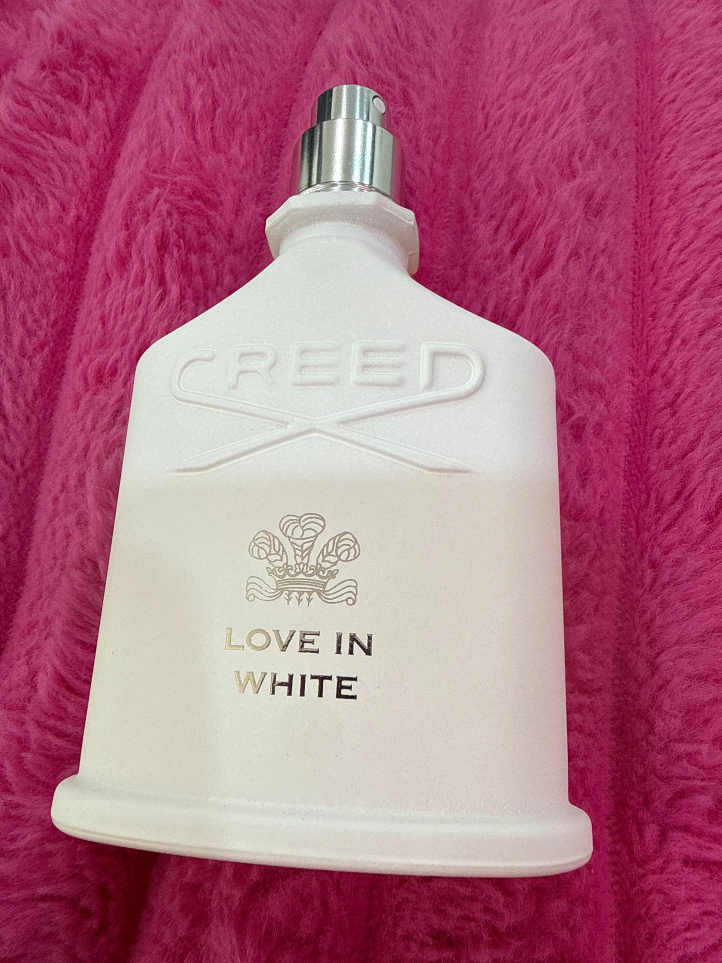 Love in white tester
